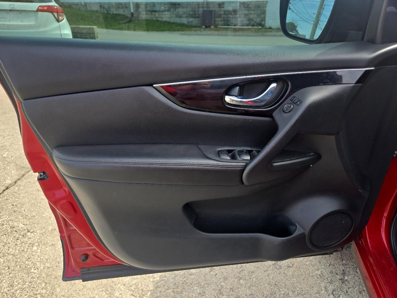 Nissan Rogue Sport AWD SL 2017