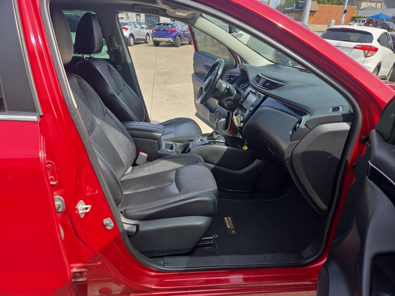 Nissan Rogue Sport AWD SL 2017