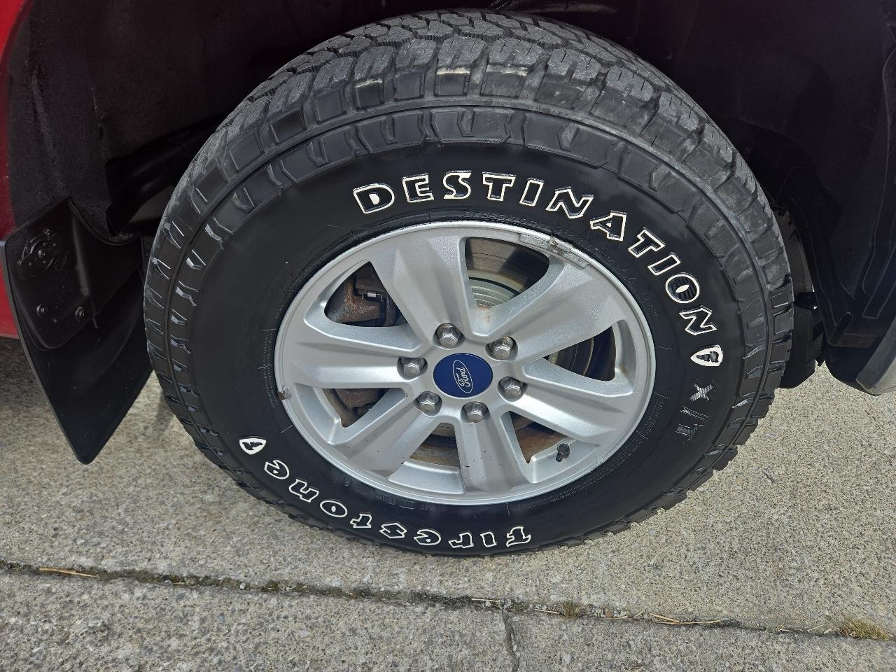 Ford F-150 4WD SuperCrew 157" XLT 2015