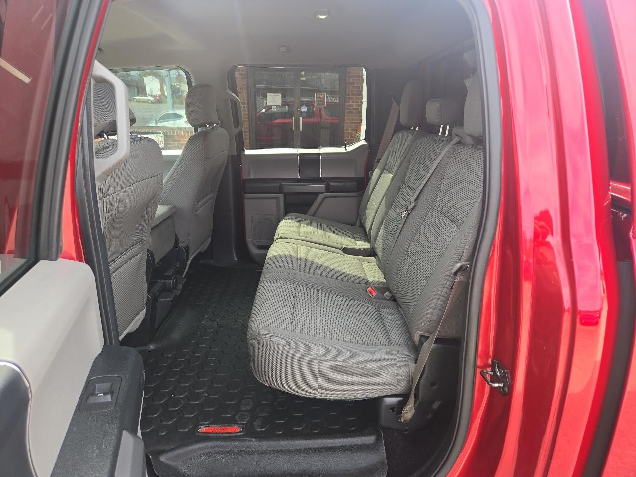 Ford F-150 4WD SuperCrew 157" XLT 2015