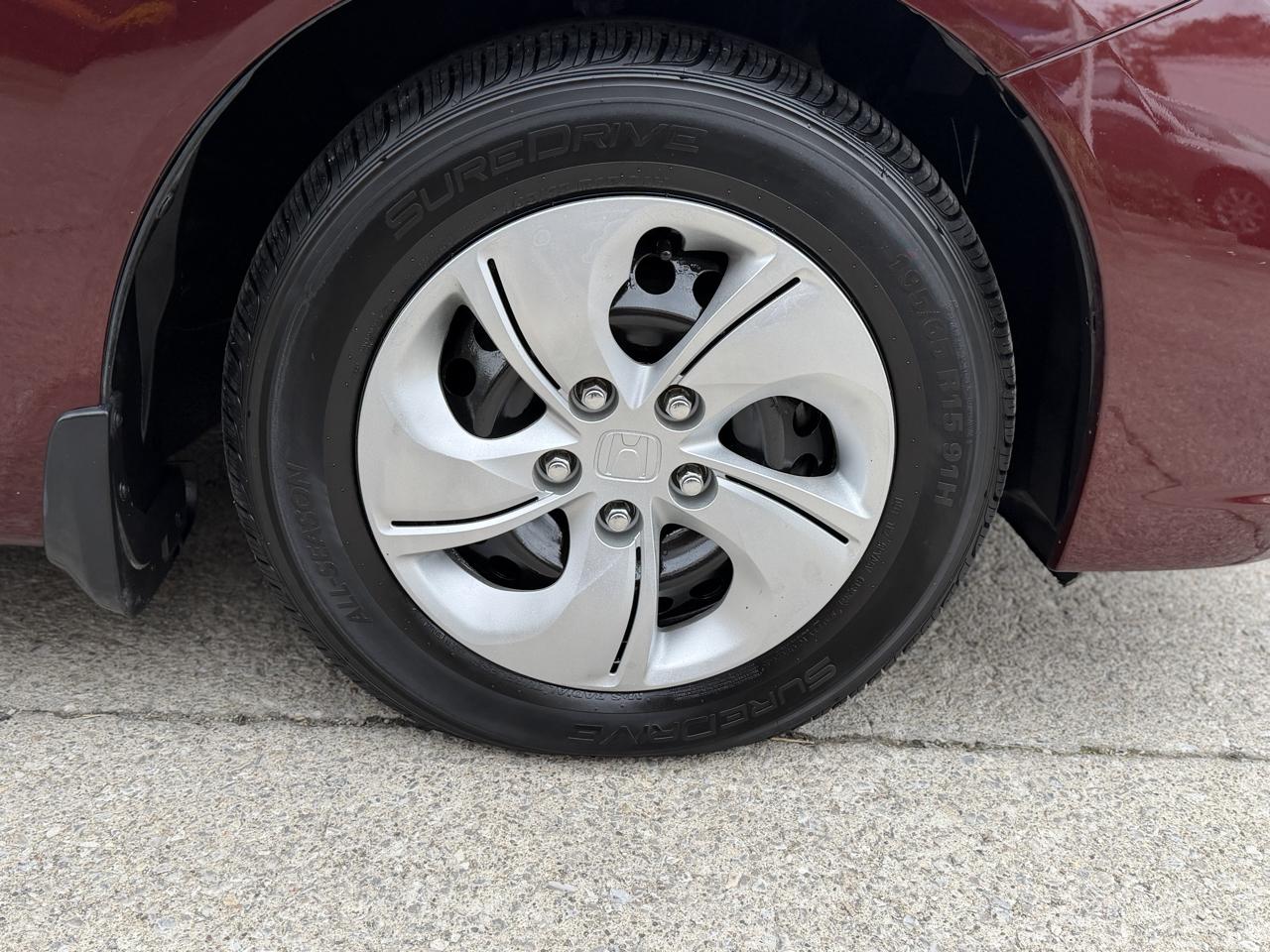 Honda Civic Sedan 4dr CVT LX 2015