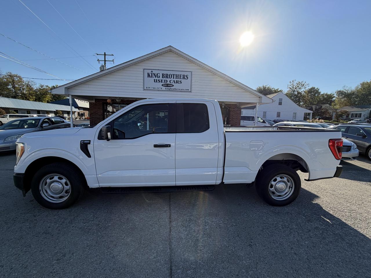 Ford F-150 4WD SuperCab 145" XL 2022