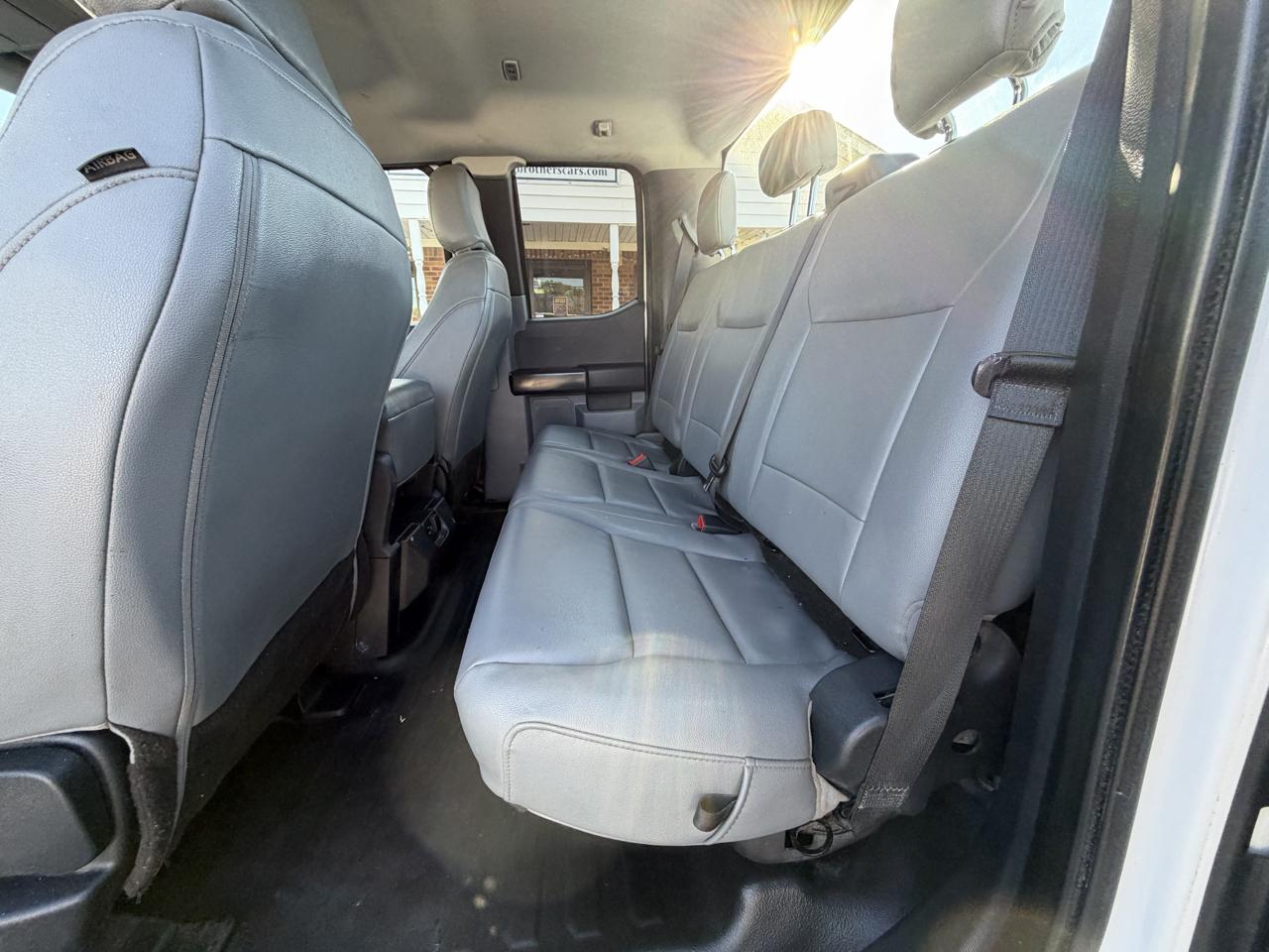Ford F-150 4WD SuperCab 145" XL 2022