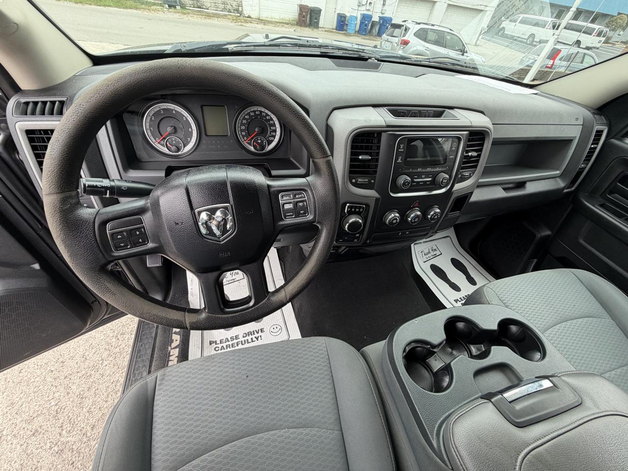 RAM 1500 Express 4x4 Quad Cab 6'4" Box 2017