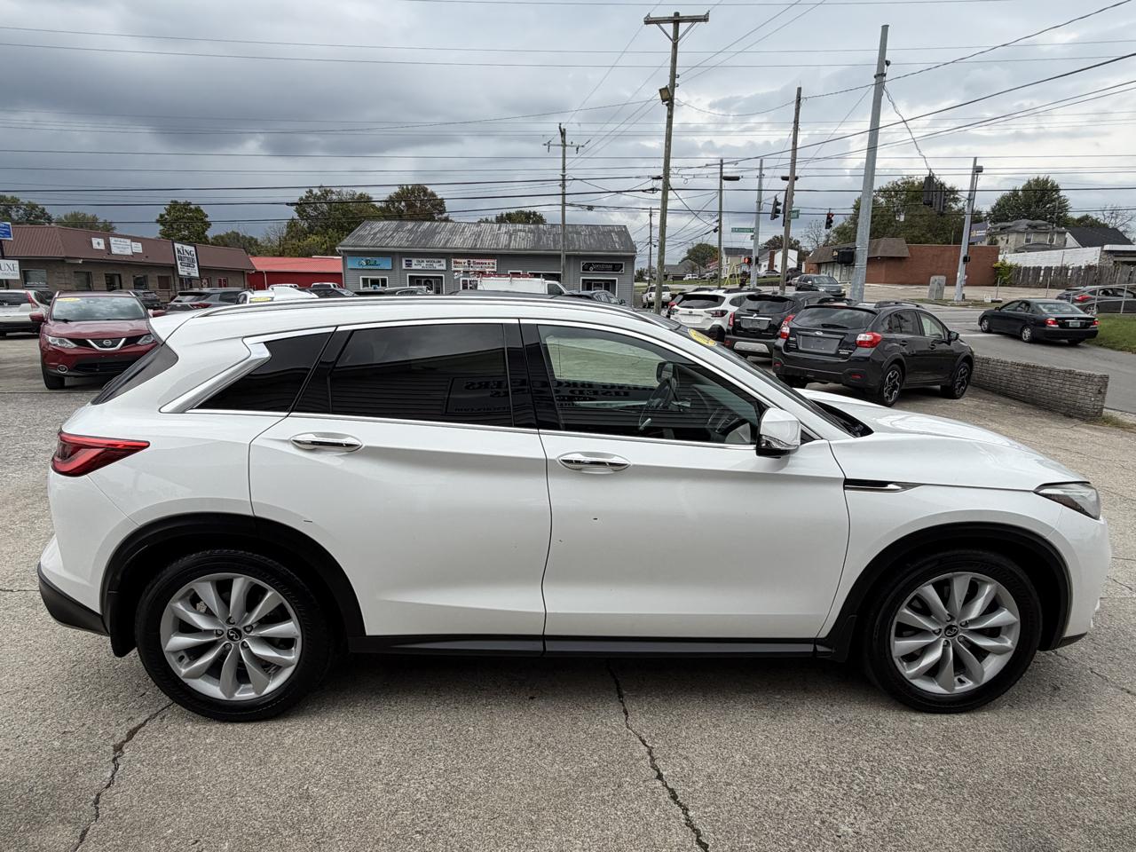Infiniti QX50 ESSENTIAL AWD 2019