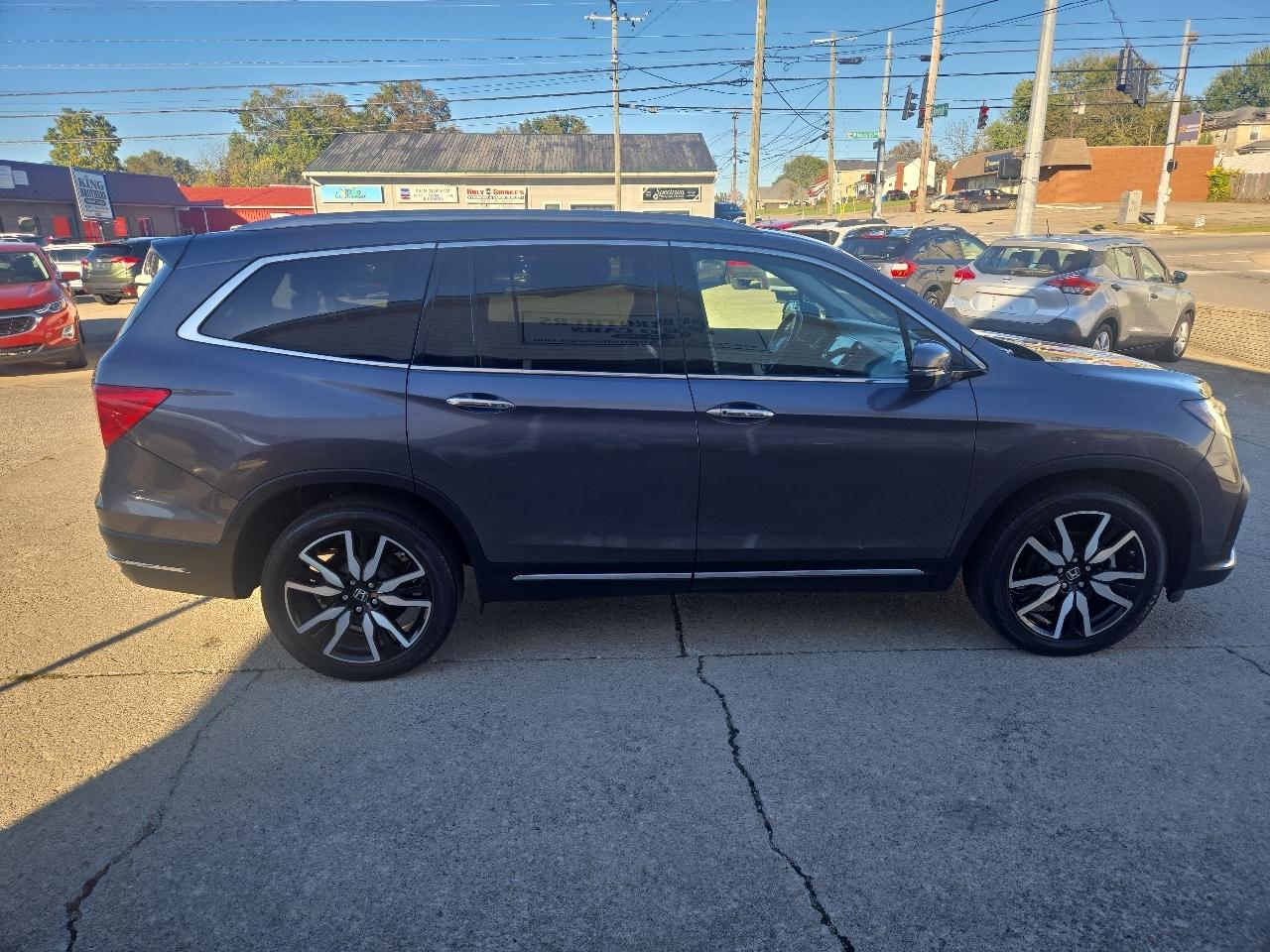 Honda Pilot Touring 8-Passenger AWD 2019