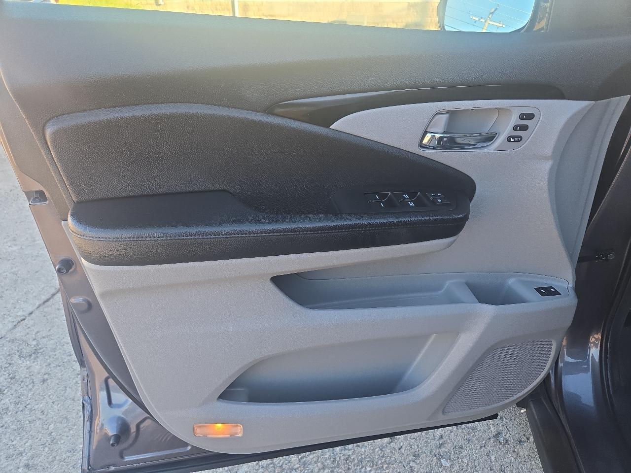 Honda Pilot Touring 8-Passenger AWD 2019