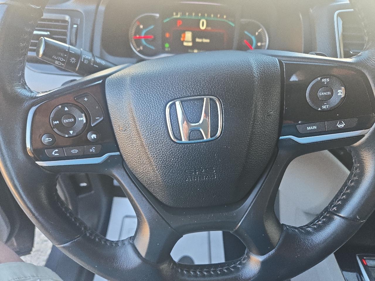 Honda Pilot Touring 8-Passenger AWD 2019