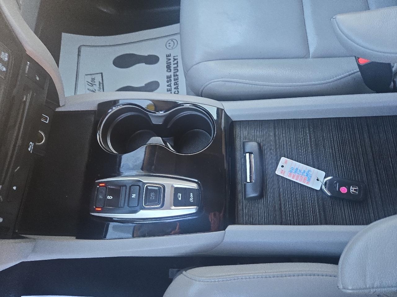 Honda Pilot Touring 8-Passenger AWD 2019