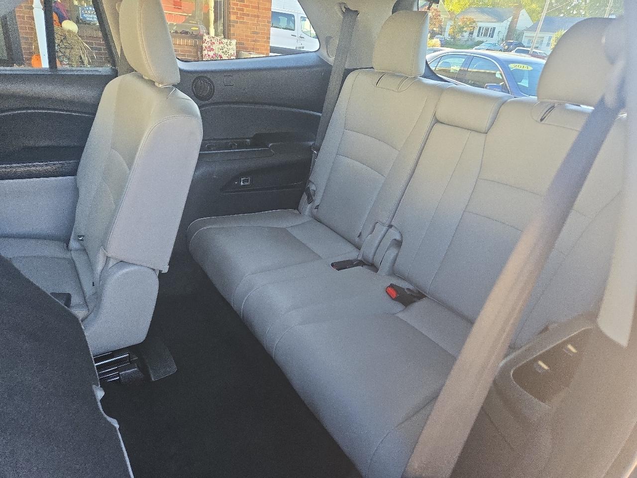 Honda Pilot Touring 8-Passenger AWD 2019