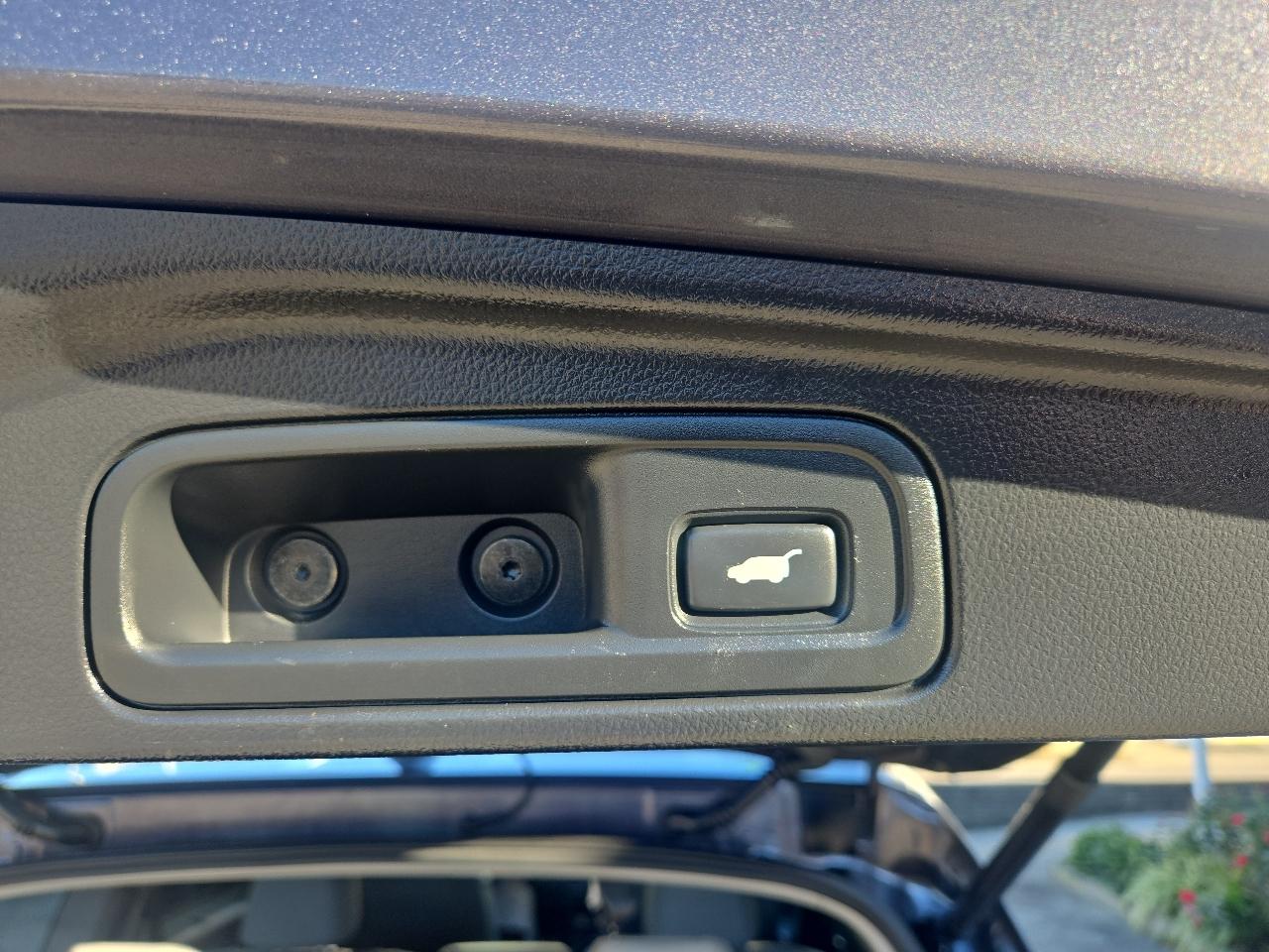Honda Pilot Touring 8-Passenger AWD 2019