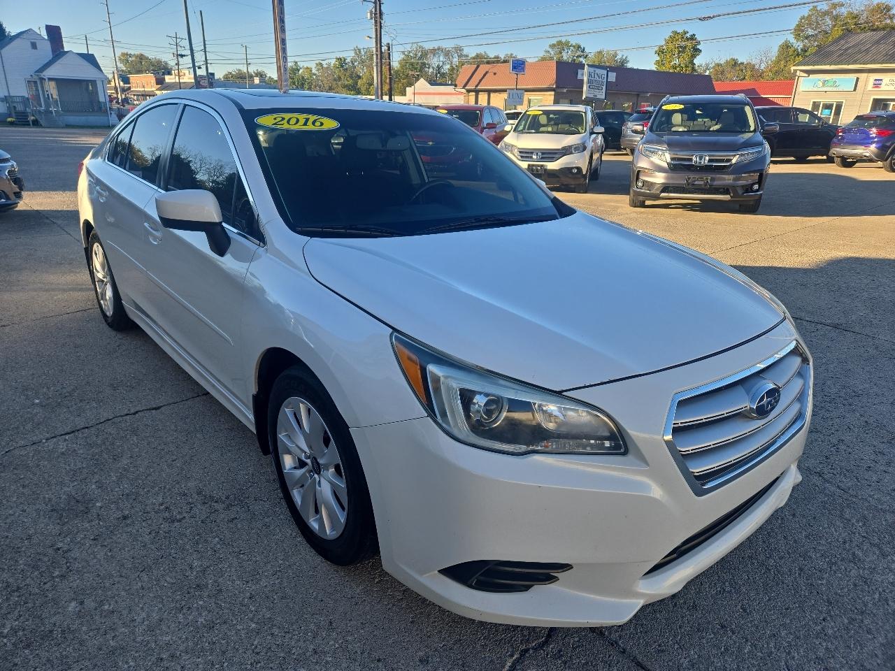 Subaru Legacy 4dr Sdn 2.5i Premium PZEV 2016