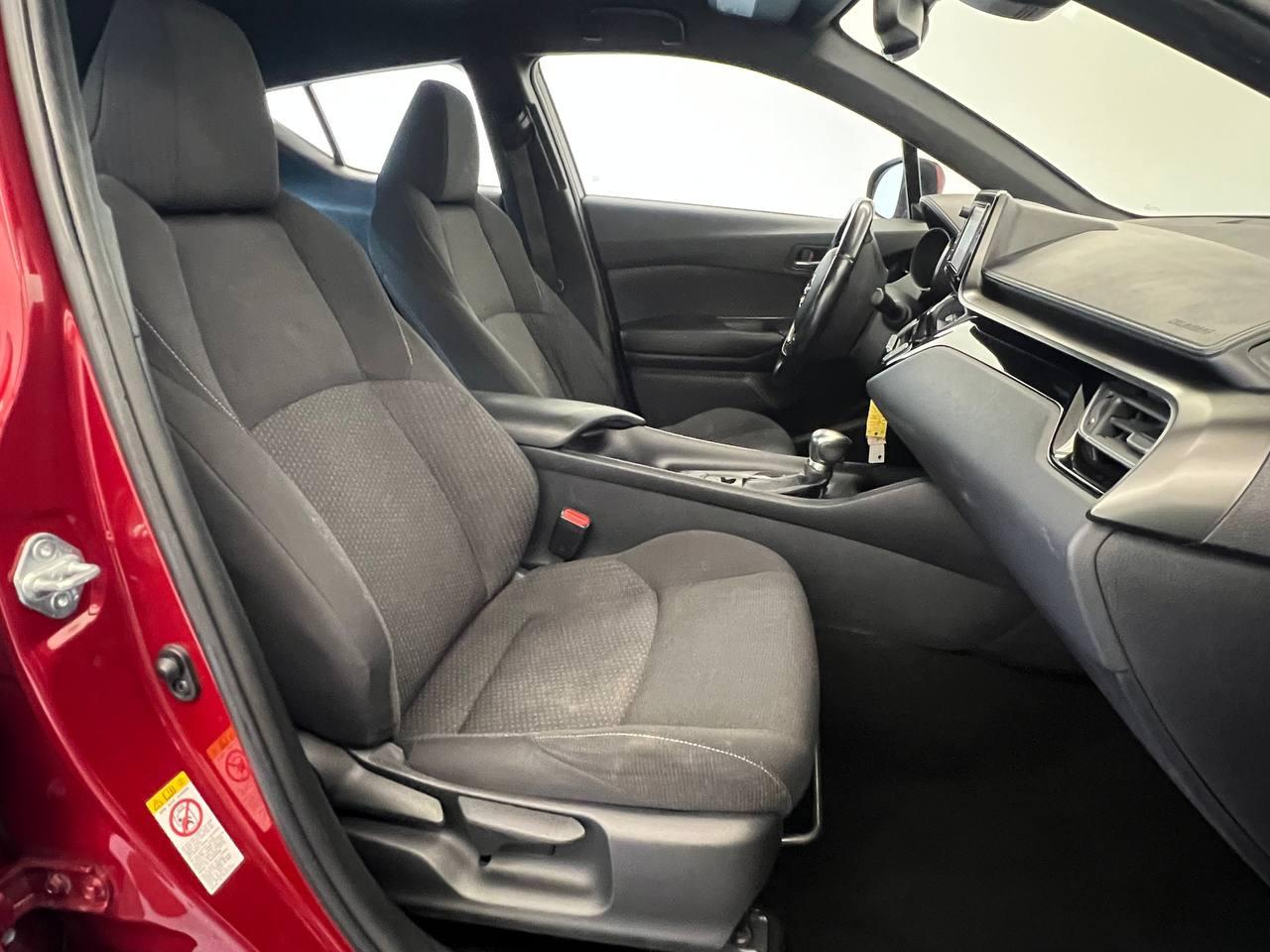 Toyota C-HR XLE 2018