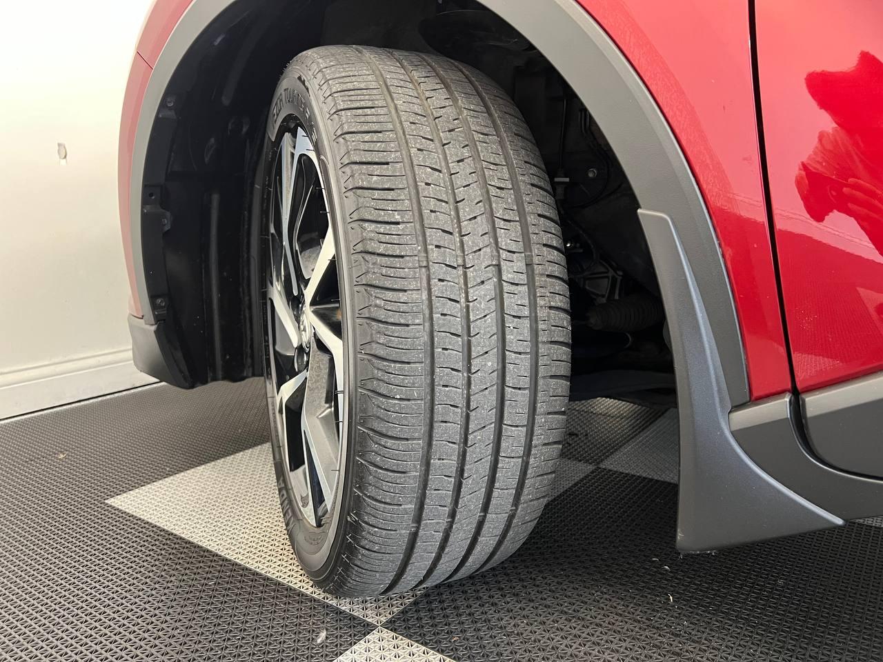 Toyota C-HR XLE 2018