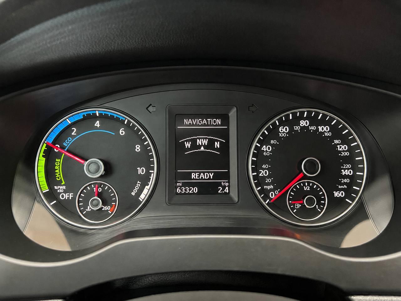 Volkswagen Jetta Hybrid  2013