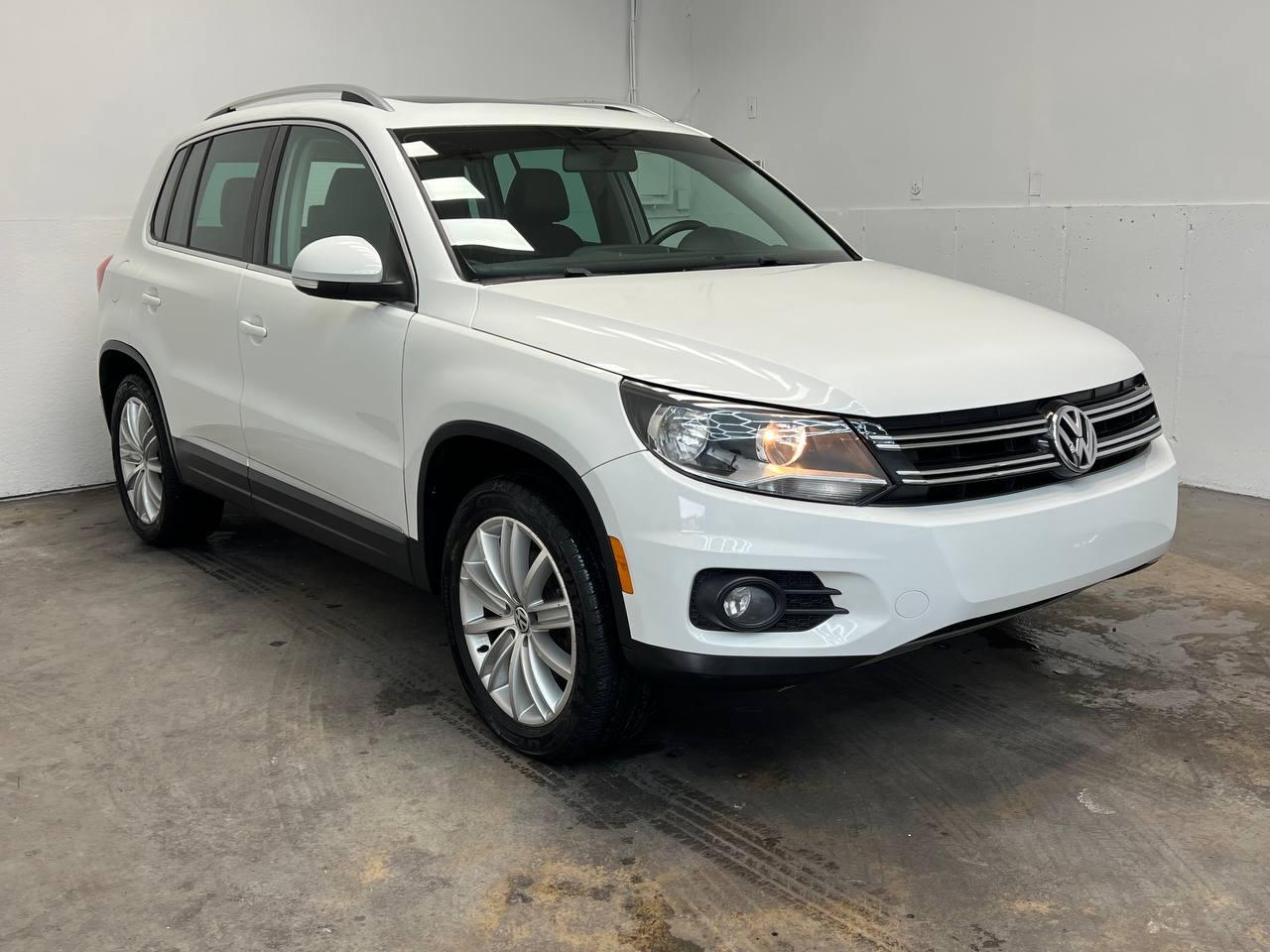Volkswagen Tiguan 4MOTION 4dr Auto SEL 2015