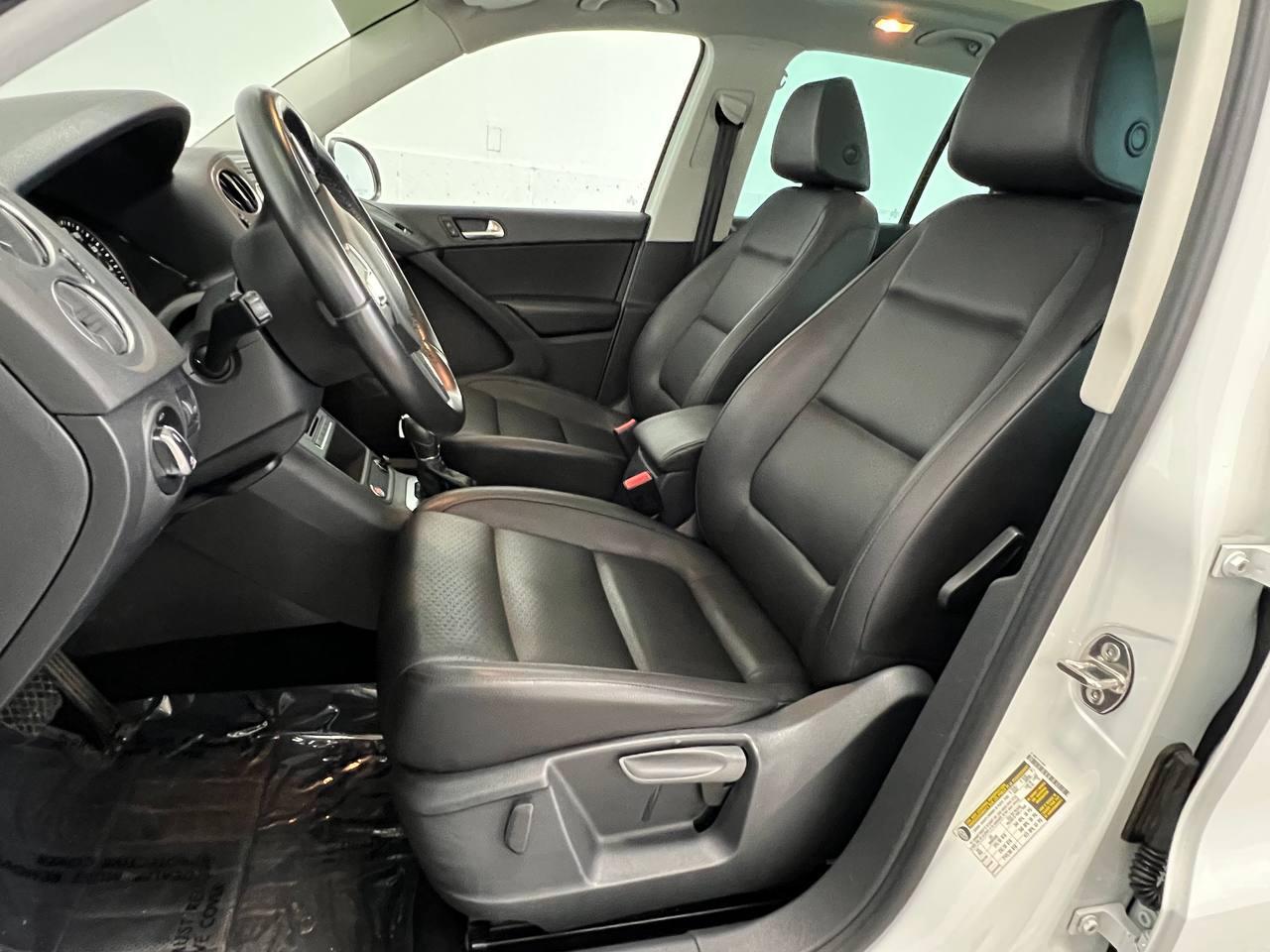 Volkswagen Tiguan 4MOTION 4dr Auto SEL 2015