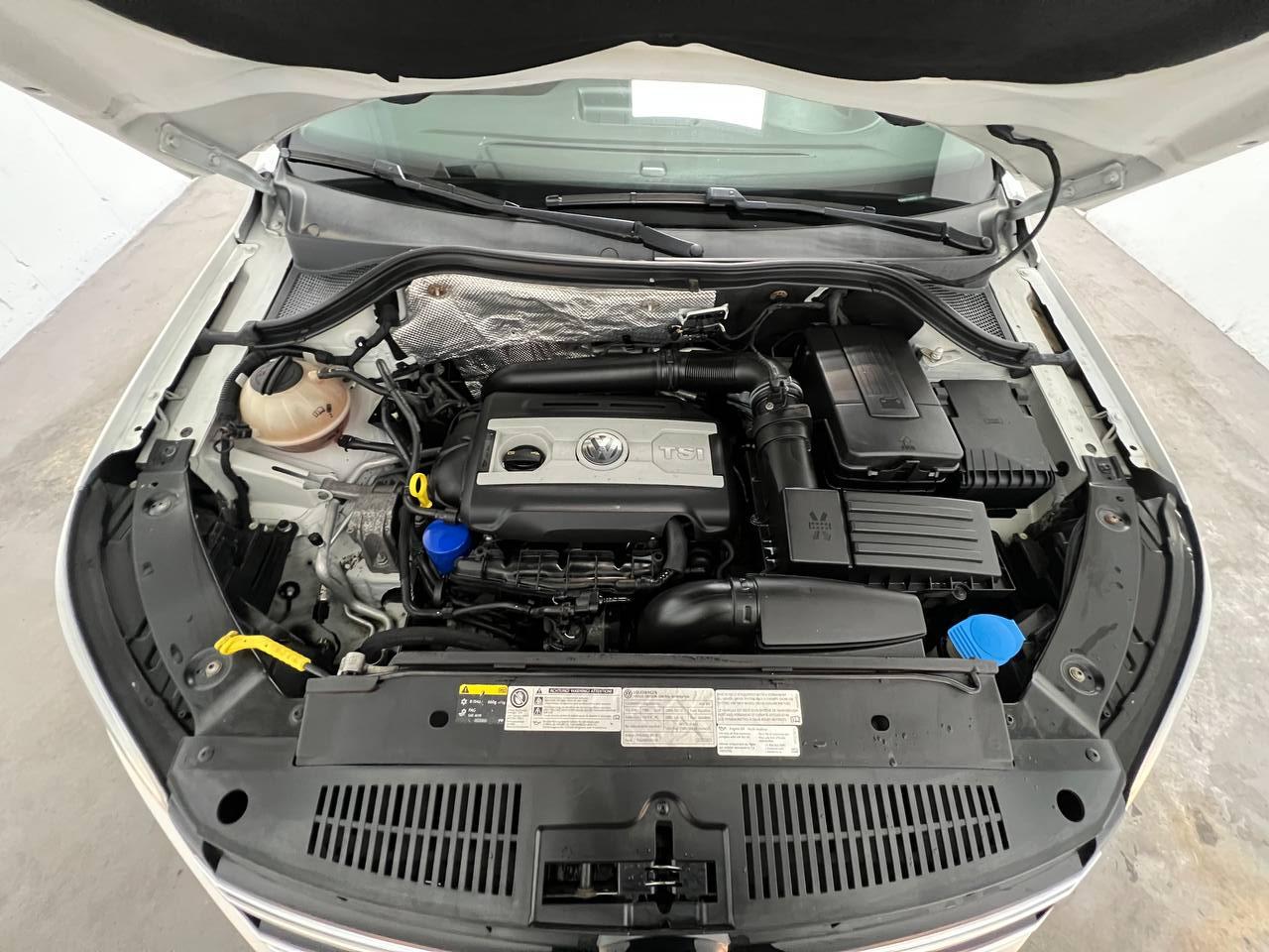 Volkswagen Tiguan 4MOTION 4dr Auto SEL 2015