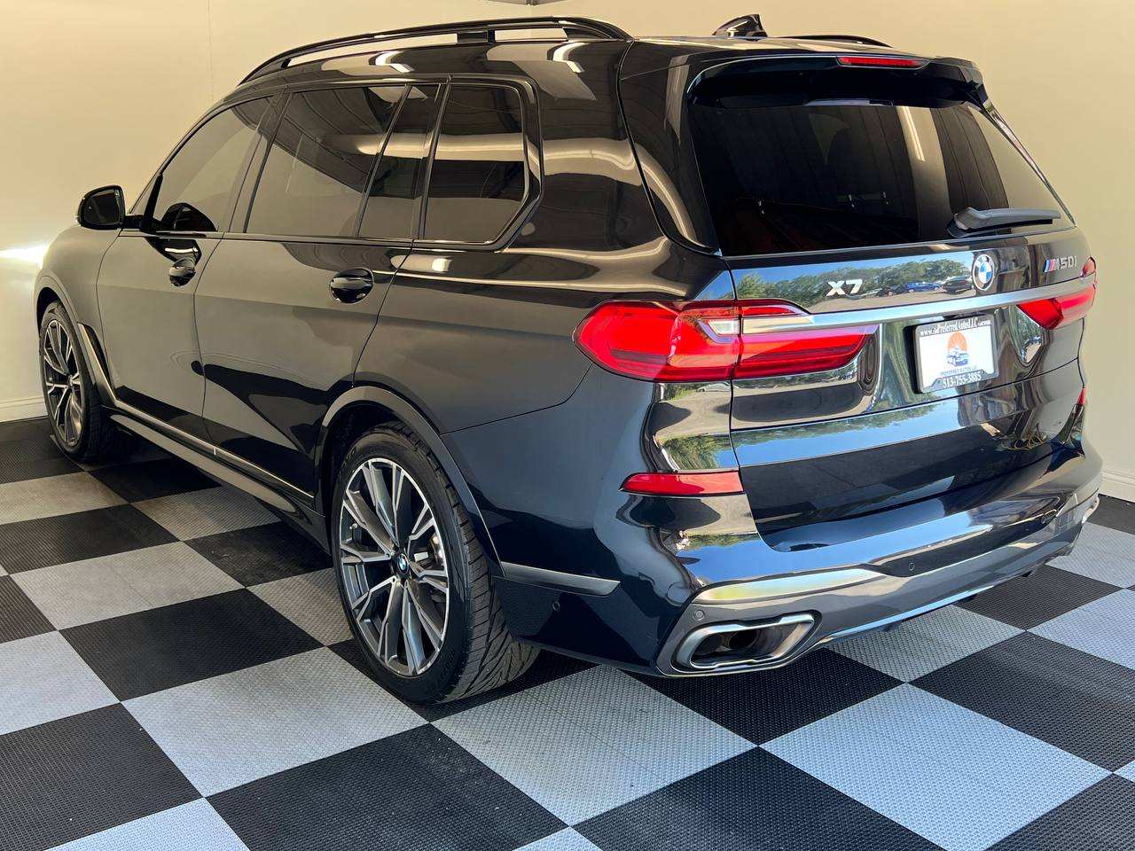 BMW X7 M50i Sports Activity Vehicle 2020