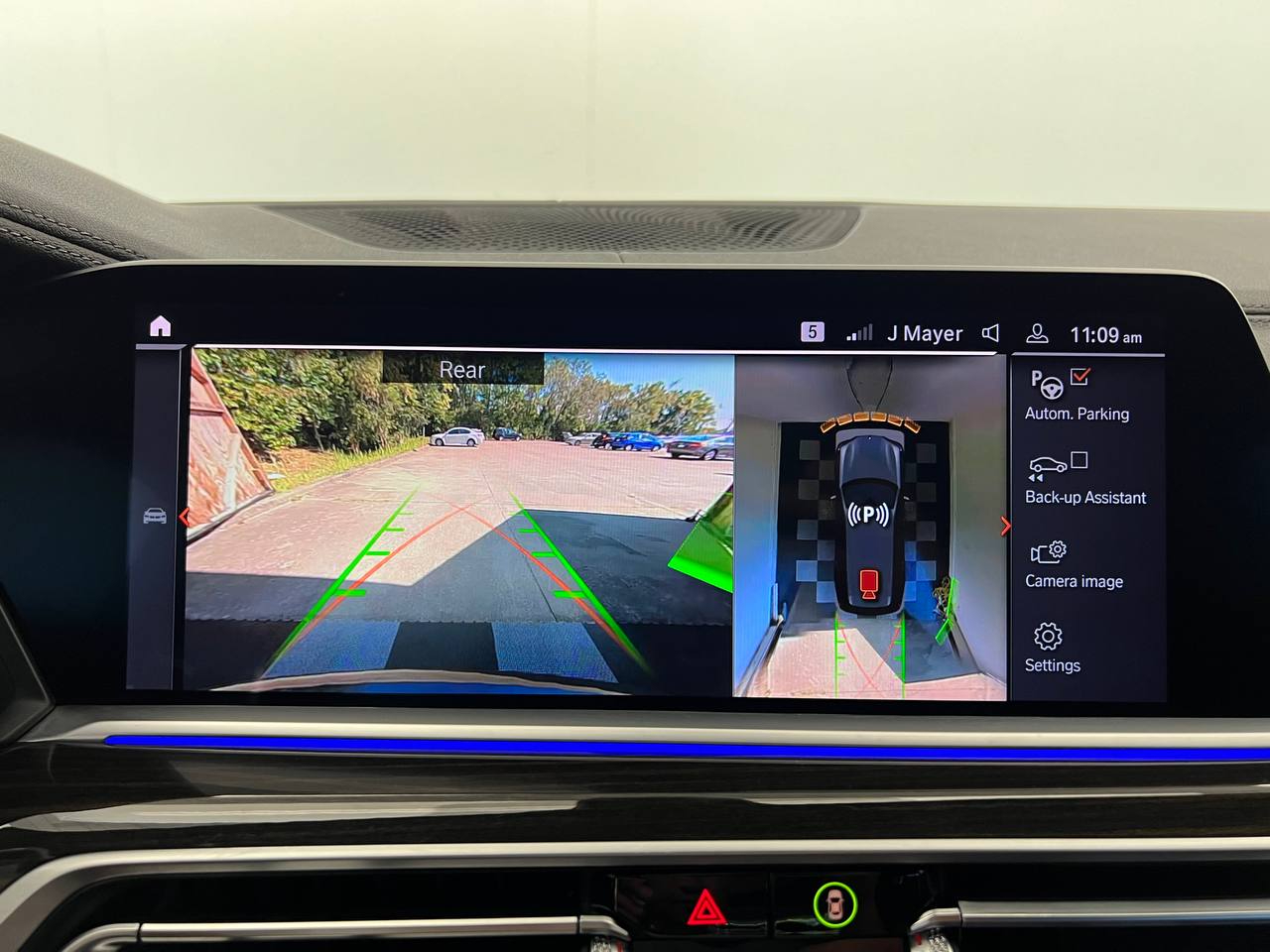 BMW X7 M50i Sports Activity Vehicle 2020