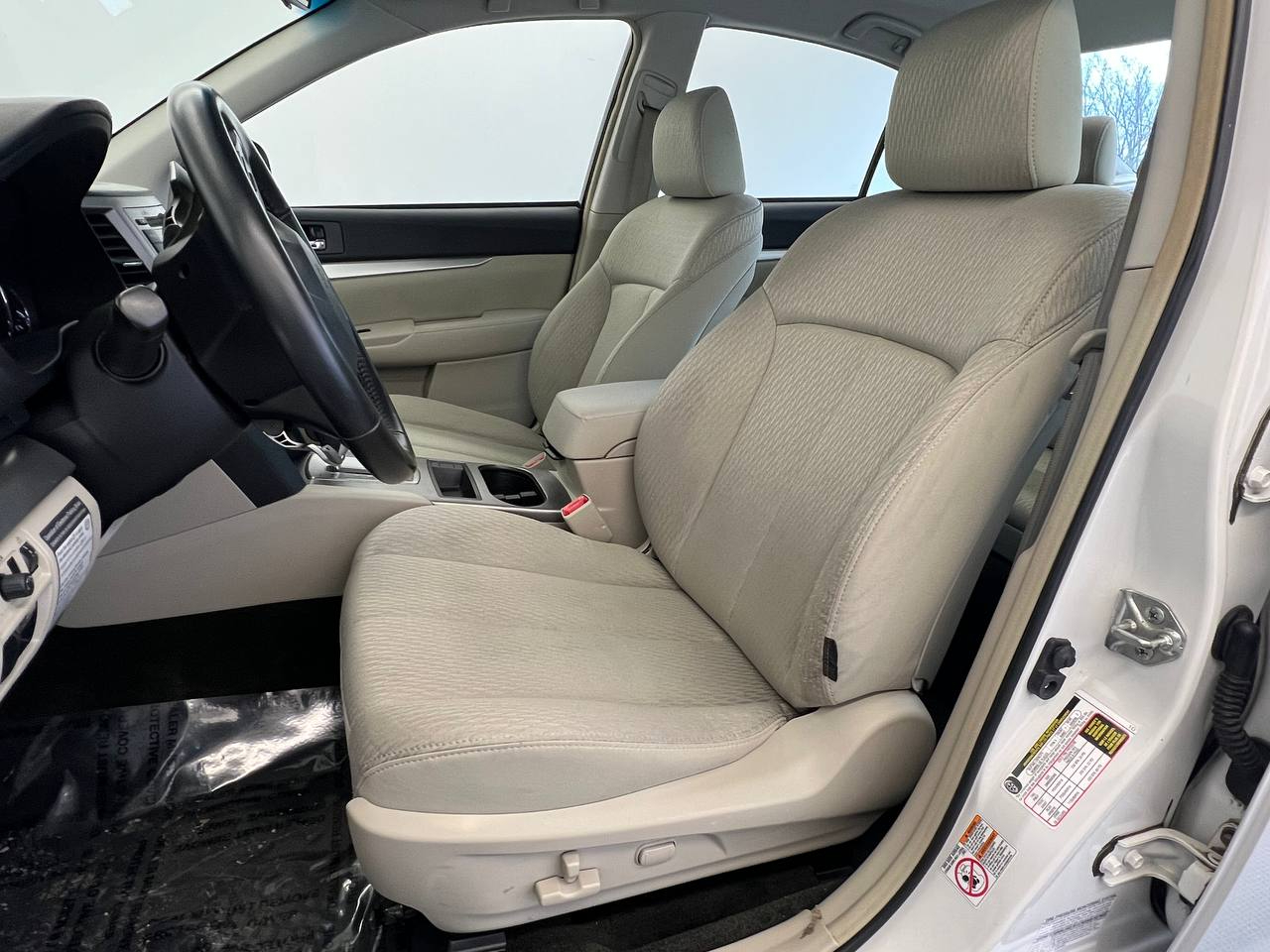 Subaru Legacy 4dr Sdn H4 Auto 2.5i Premium 2012