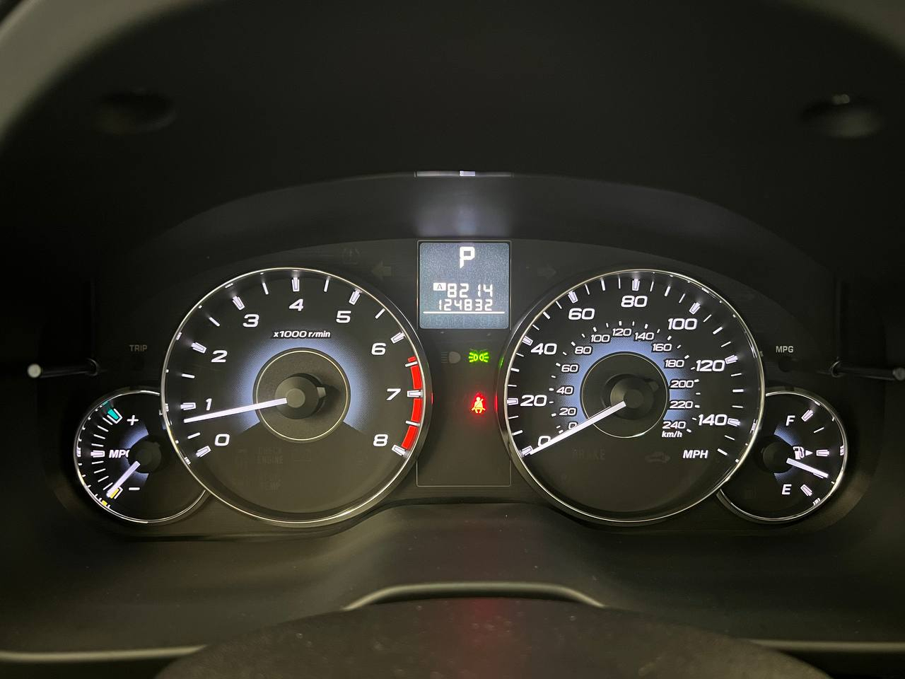 Subaru Legacy 4dr Sdn H4 Auto 2.5i Premium 2012