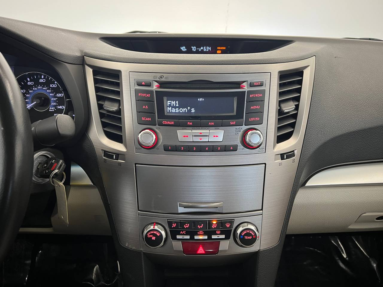 Subaru Legacy 4dr Sdn H4 Auto 2.5i Premium 2012