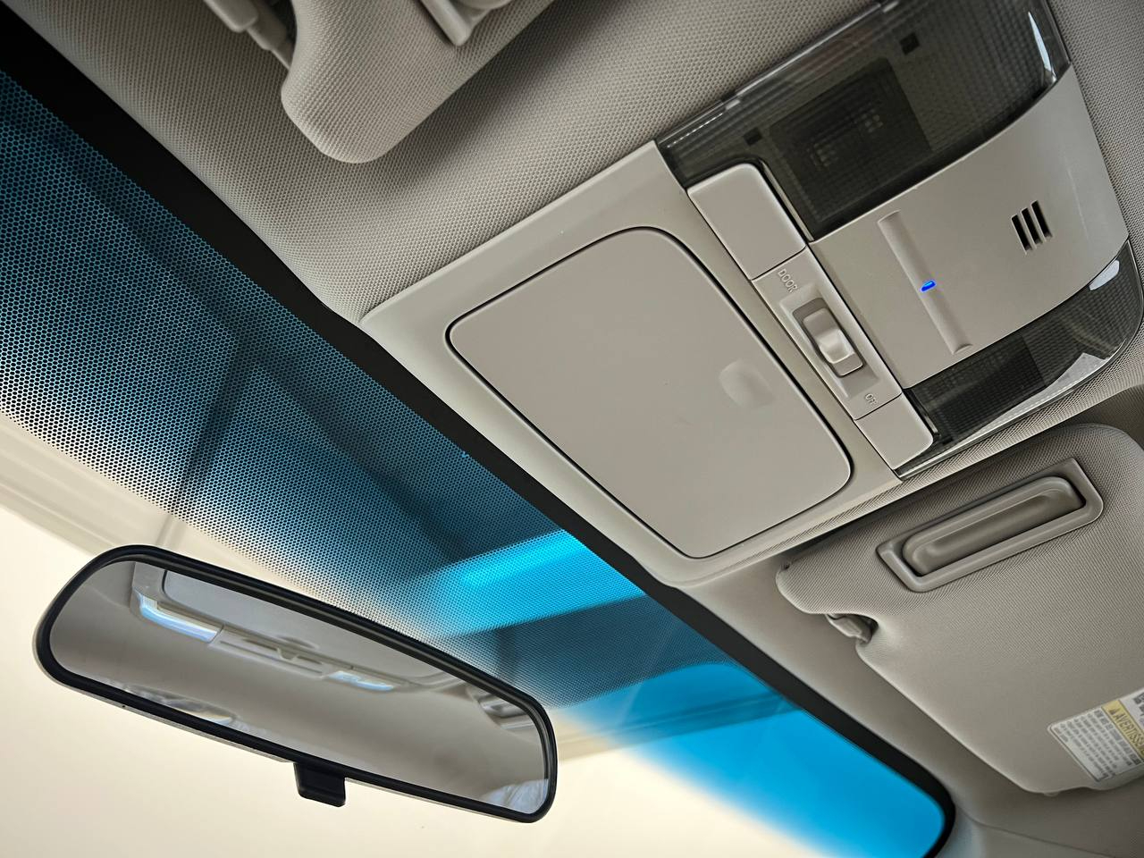 Subaru Legacy 4dr Sdn H4 Auto 2.5i Premium 2012