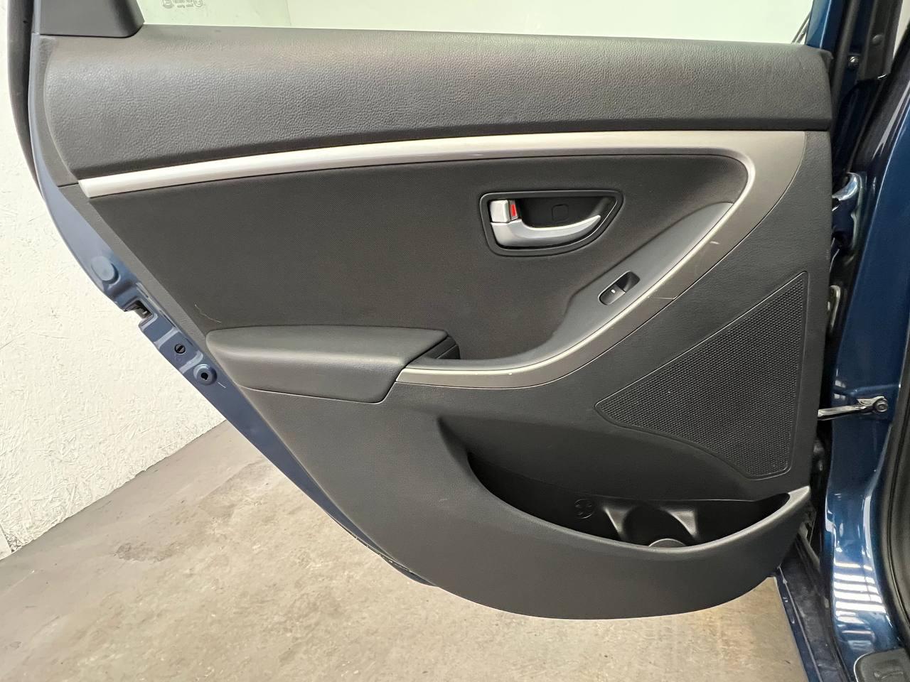 Hyundai Elantra GT  2016