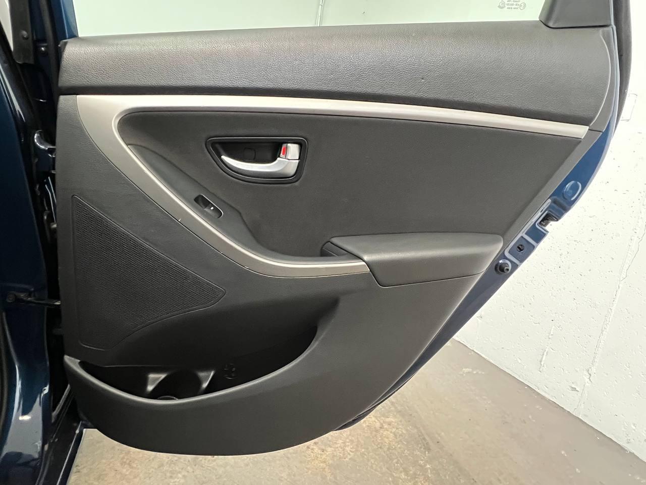 Hyundai Elantra GT  2016