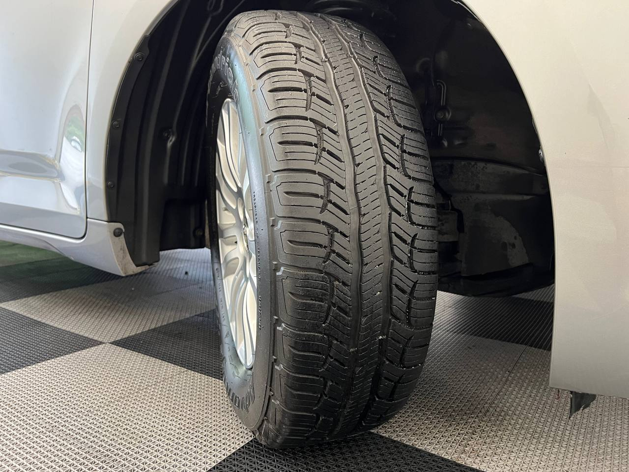 2015 Toyota Sienna XLE photo 30