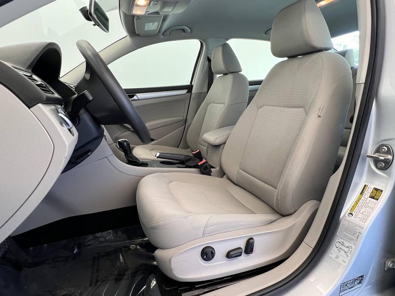 Volkswagen Passat 2.0T S Auto 2018 Volkswagen Passat 2.0T S Auto 2018