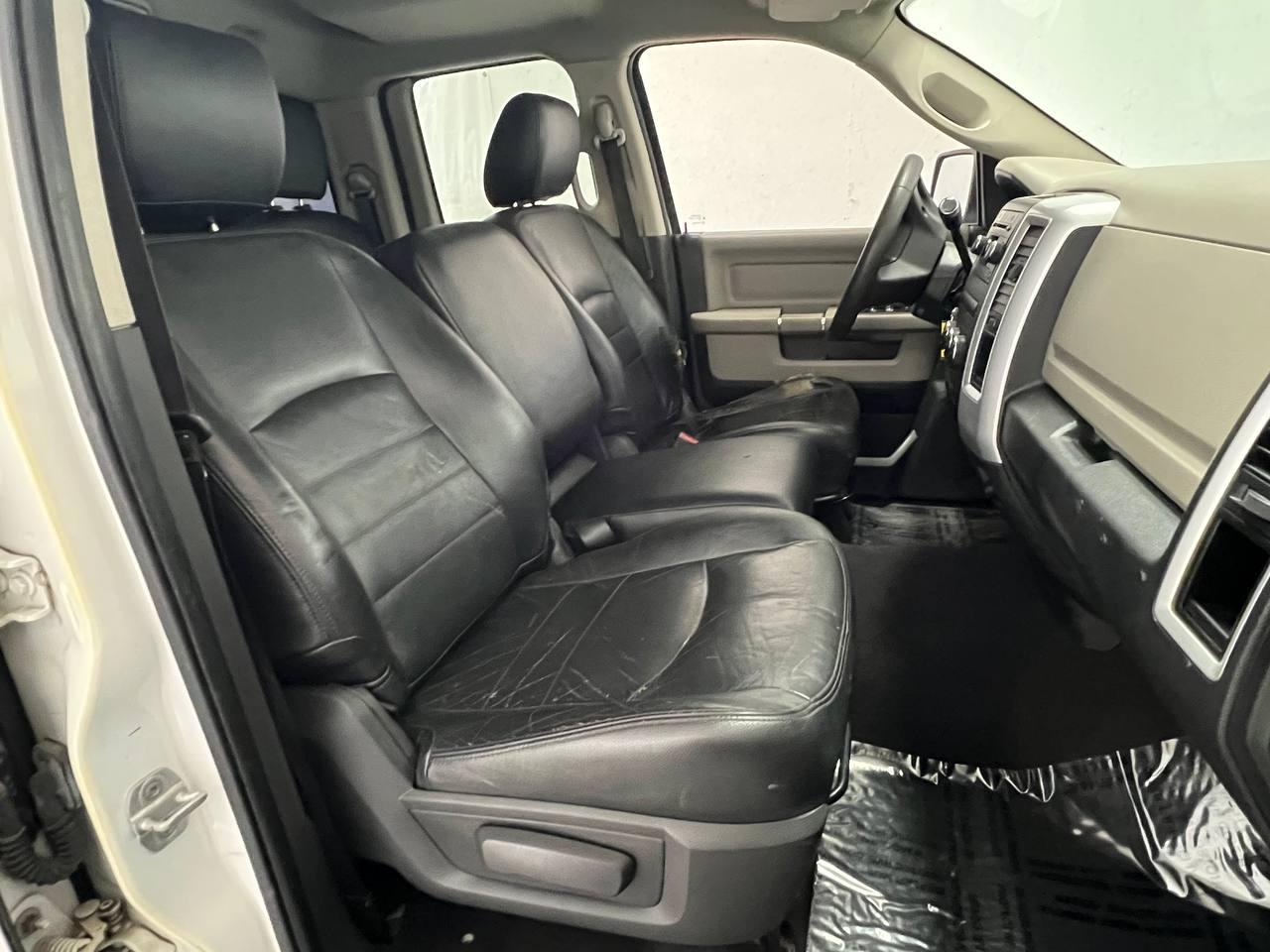 RAM 1500 4WD Quad Cab 140.5" SLT 2012