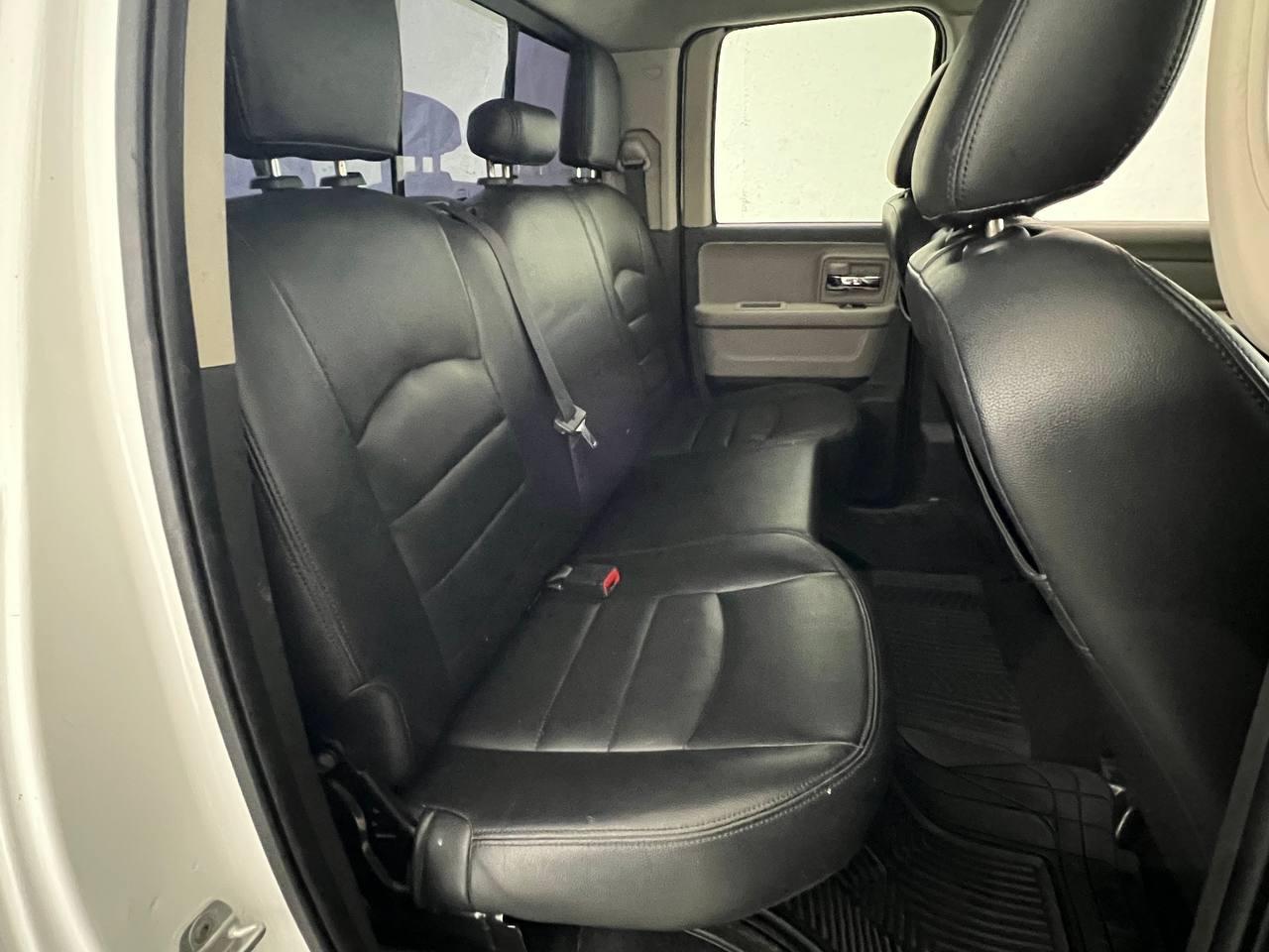 RAM 1500 4WD Quad Cab 140.5" SLT 2012