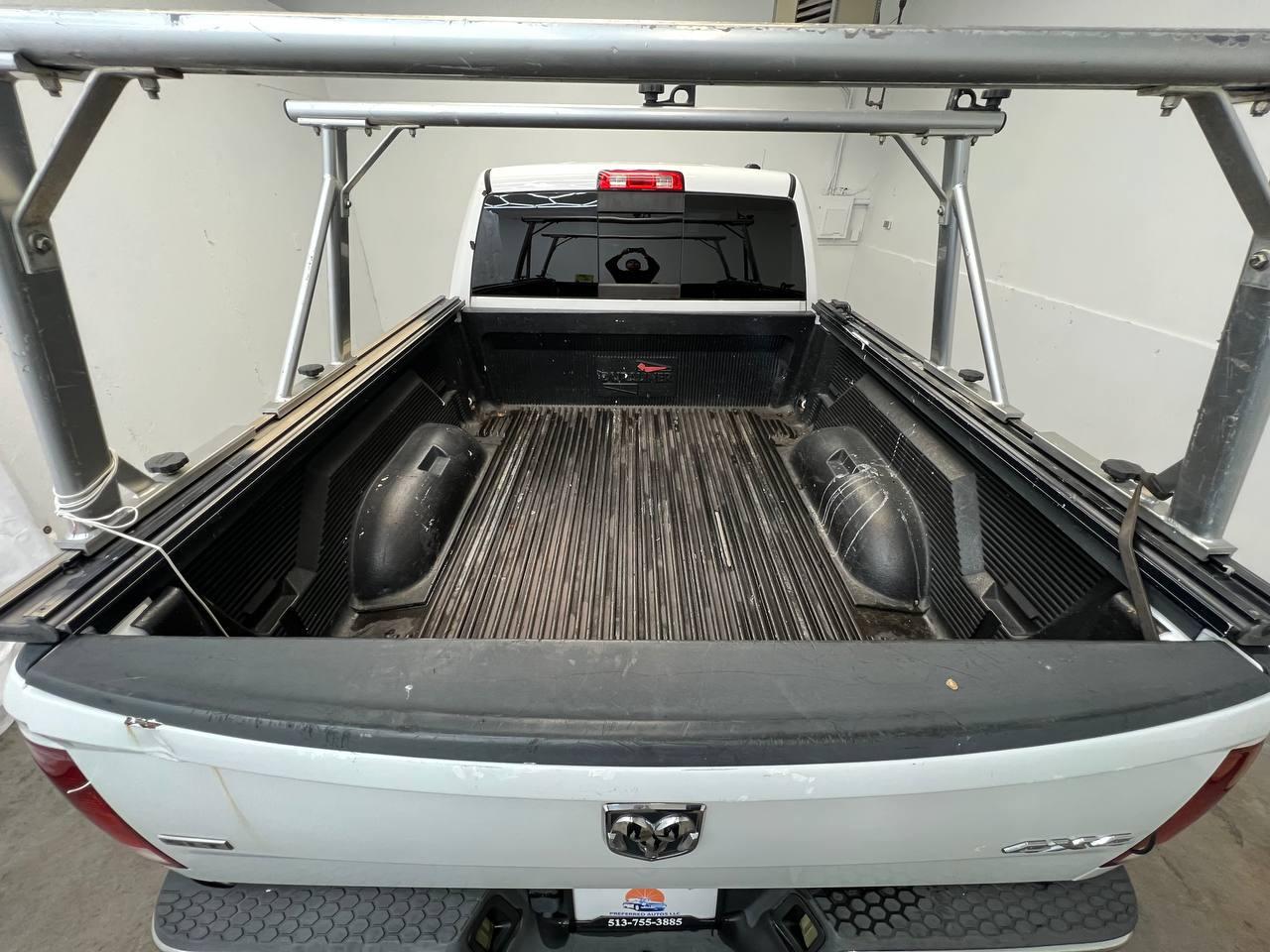 RAM 1500 4WD Quad Cab 140.5" SLT 2012