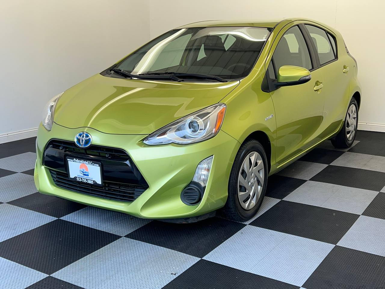 2015 Toyota Prius c Two