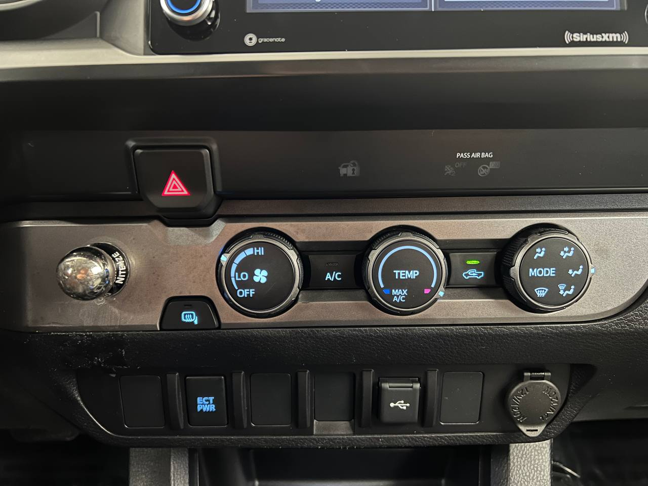 Toyota Tacoma 2WD  2021