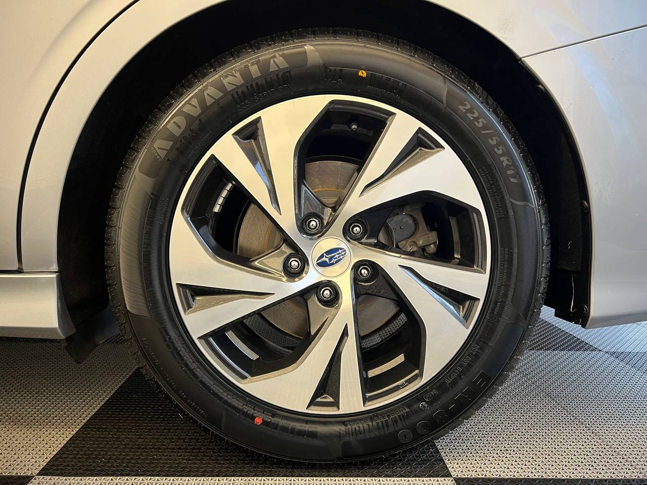 Subaru Legacy Premium AWD 2024