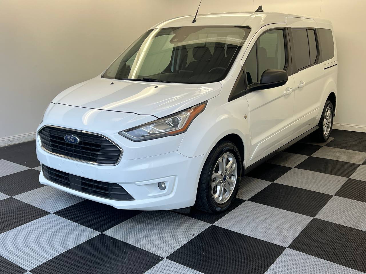 2020 Ford Transit Connect Wagon XLT LWB w/Rear Symmetrical Doors