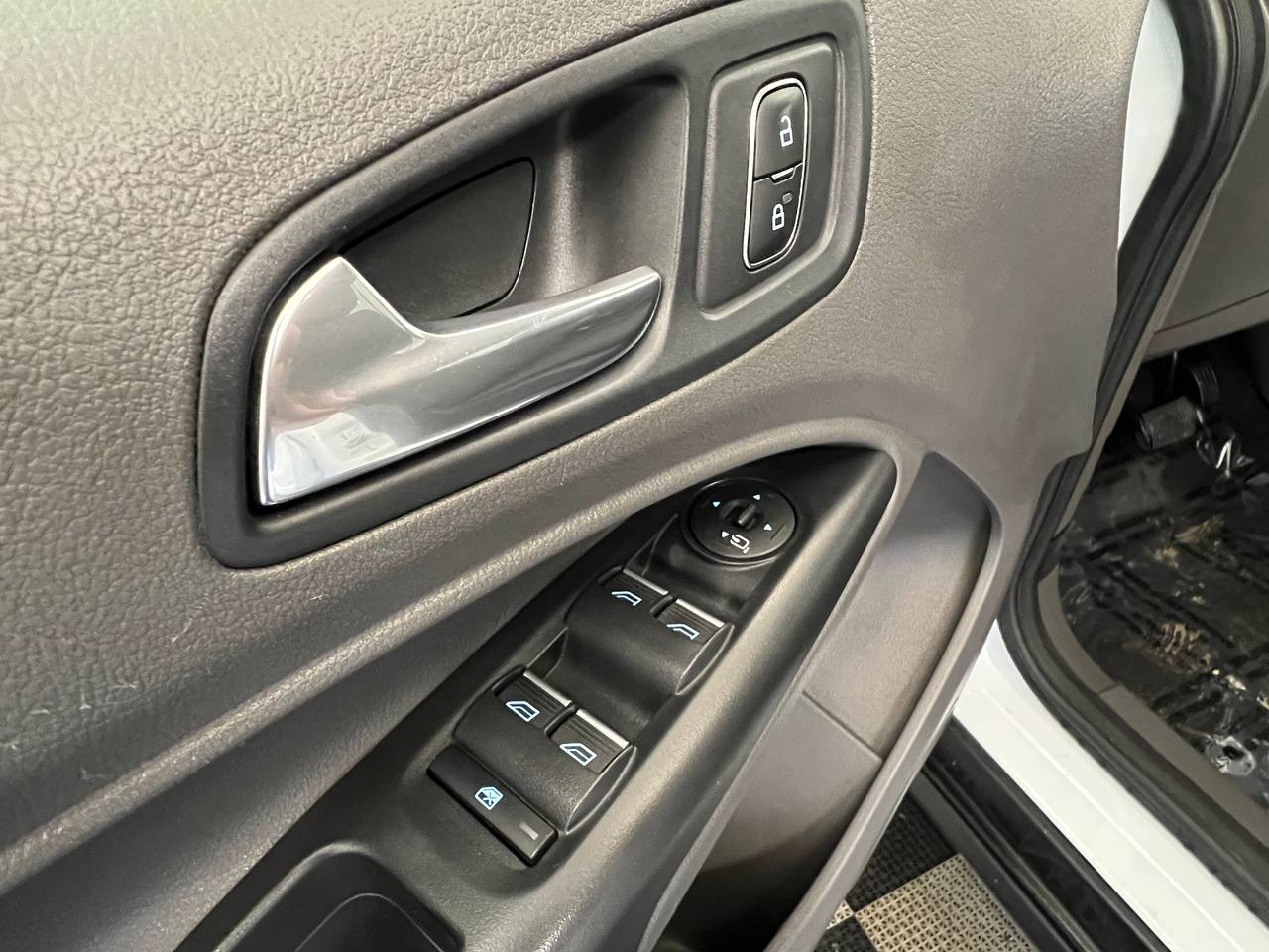 Ford Transit Connect Wagon XLT LWB w/Rear Symmetrical Doors 2020