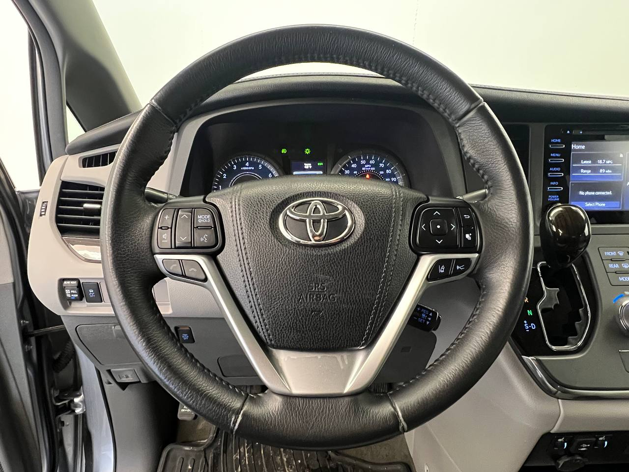 Toyota Sienna XLE 8-Passenger 2018