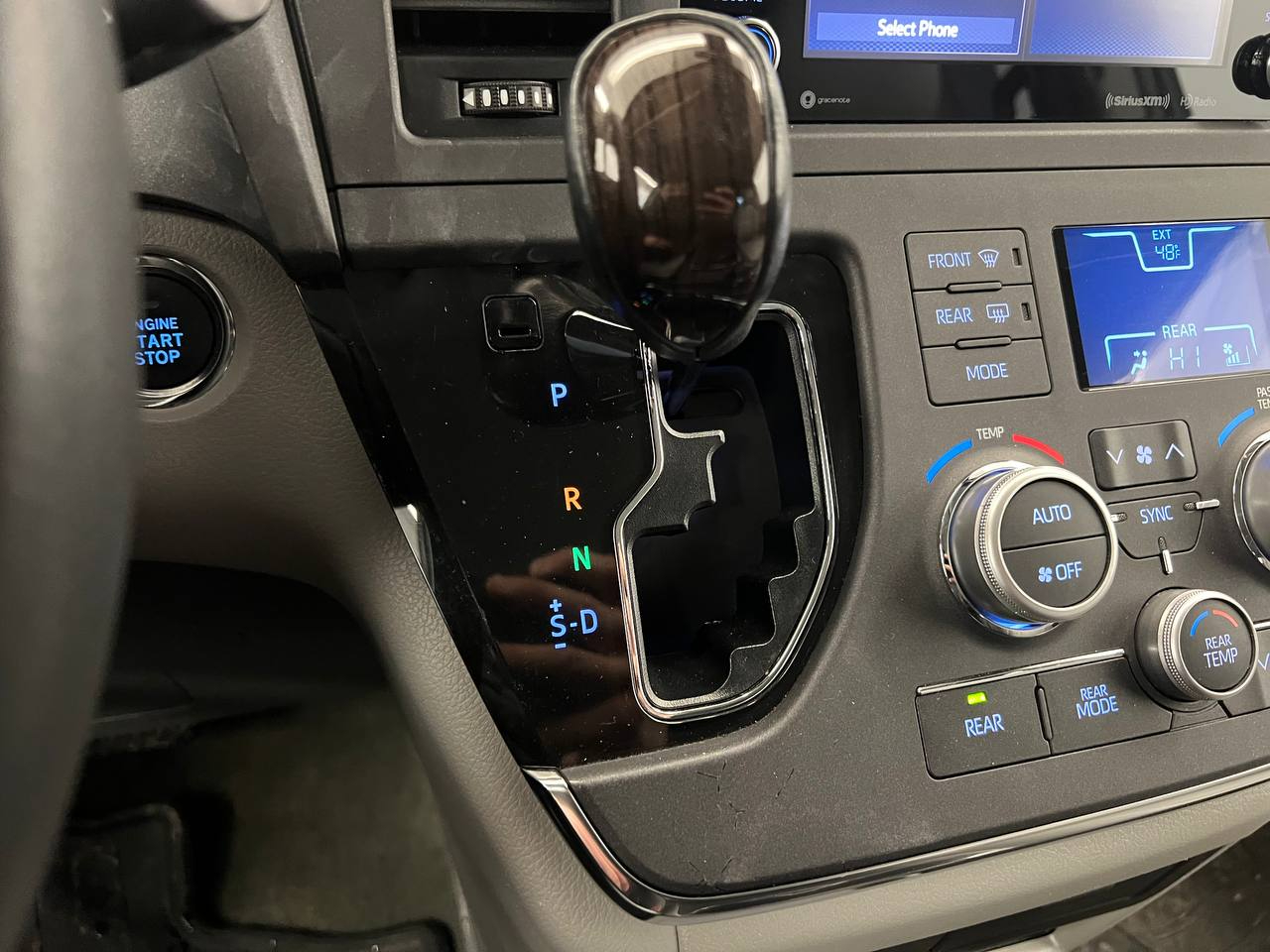 Toyota Sienna XLE 8-Passenger 2018
