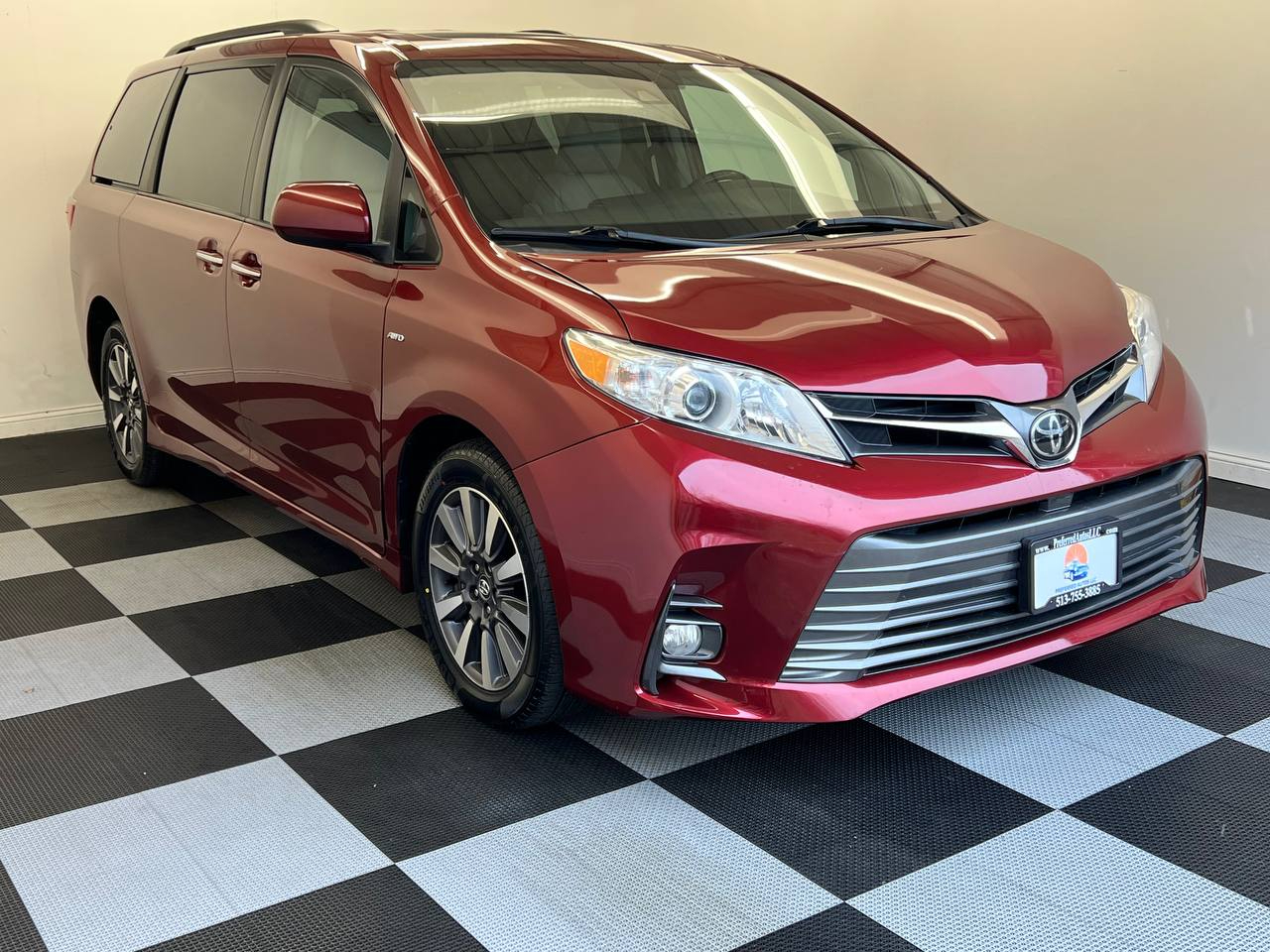Toyota Sienna  2018