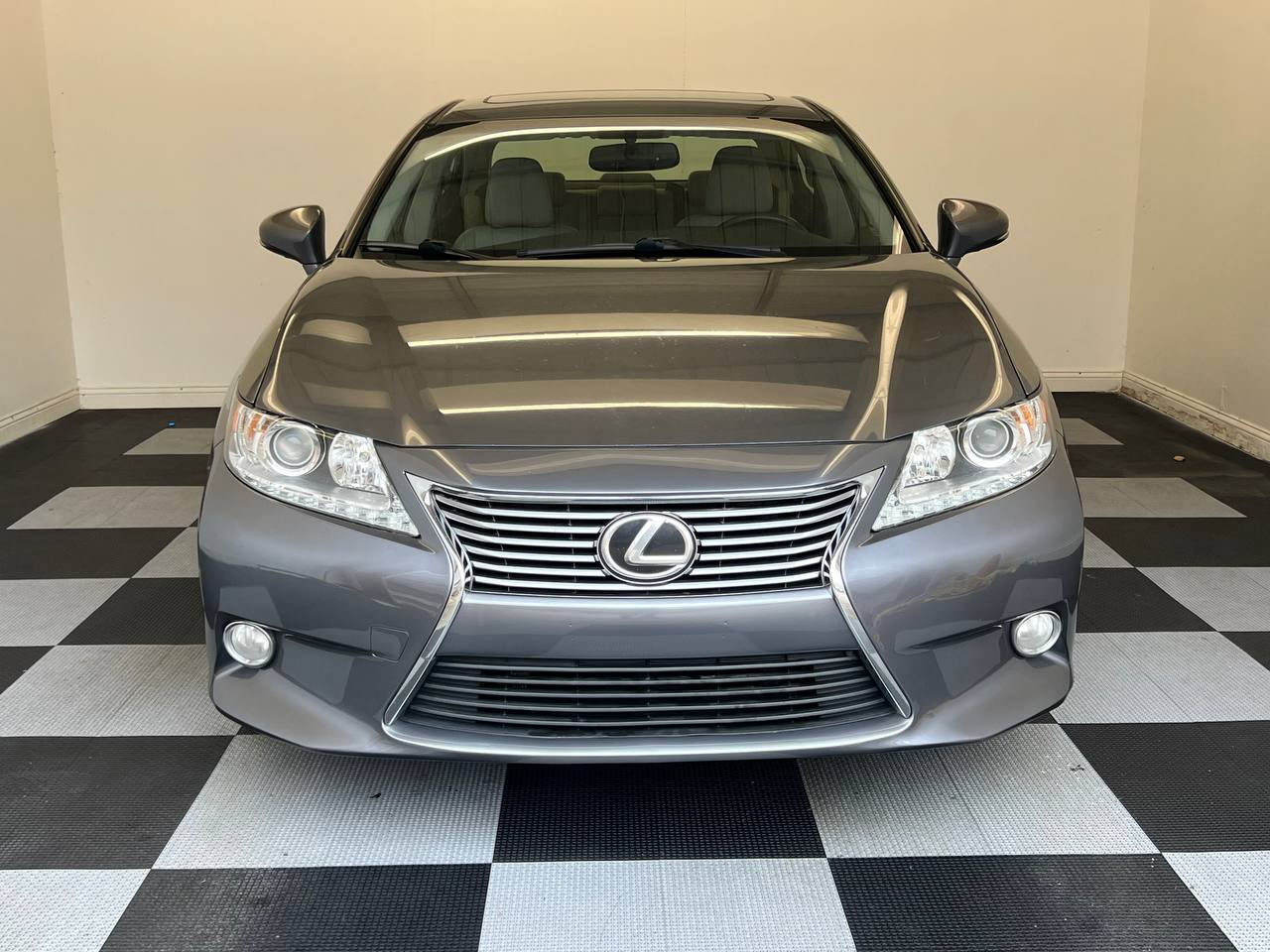 Lexus ES 350 4D Luxury Sedan 2014