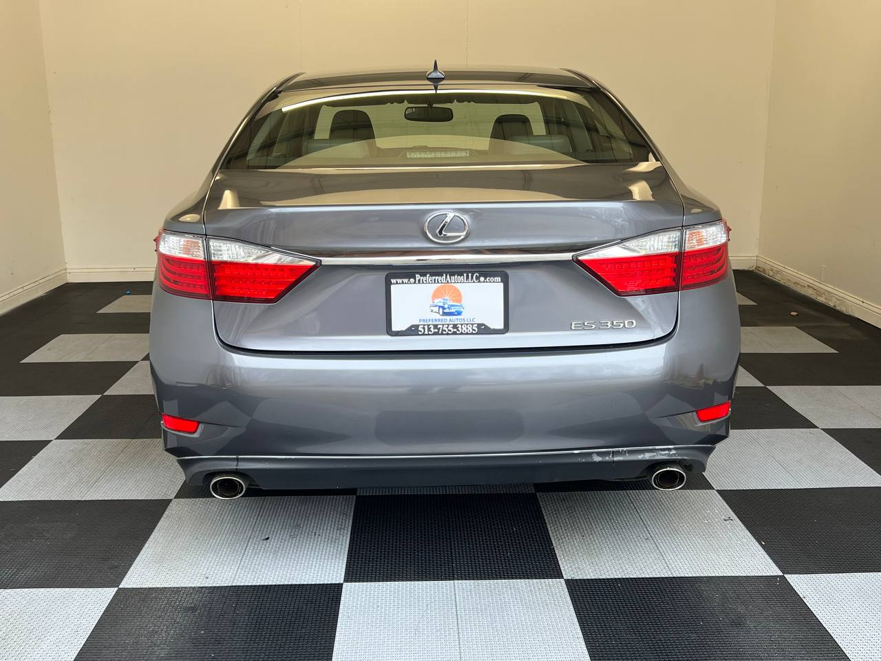 Lexus ES 350 4D Luxury Sedan 2014