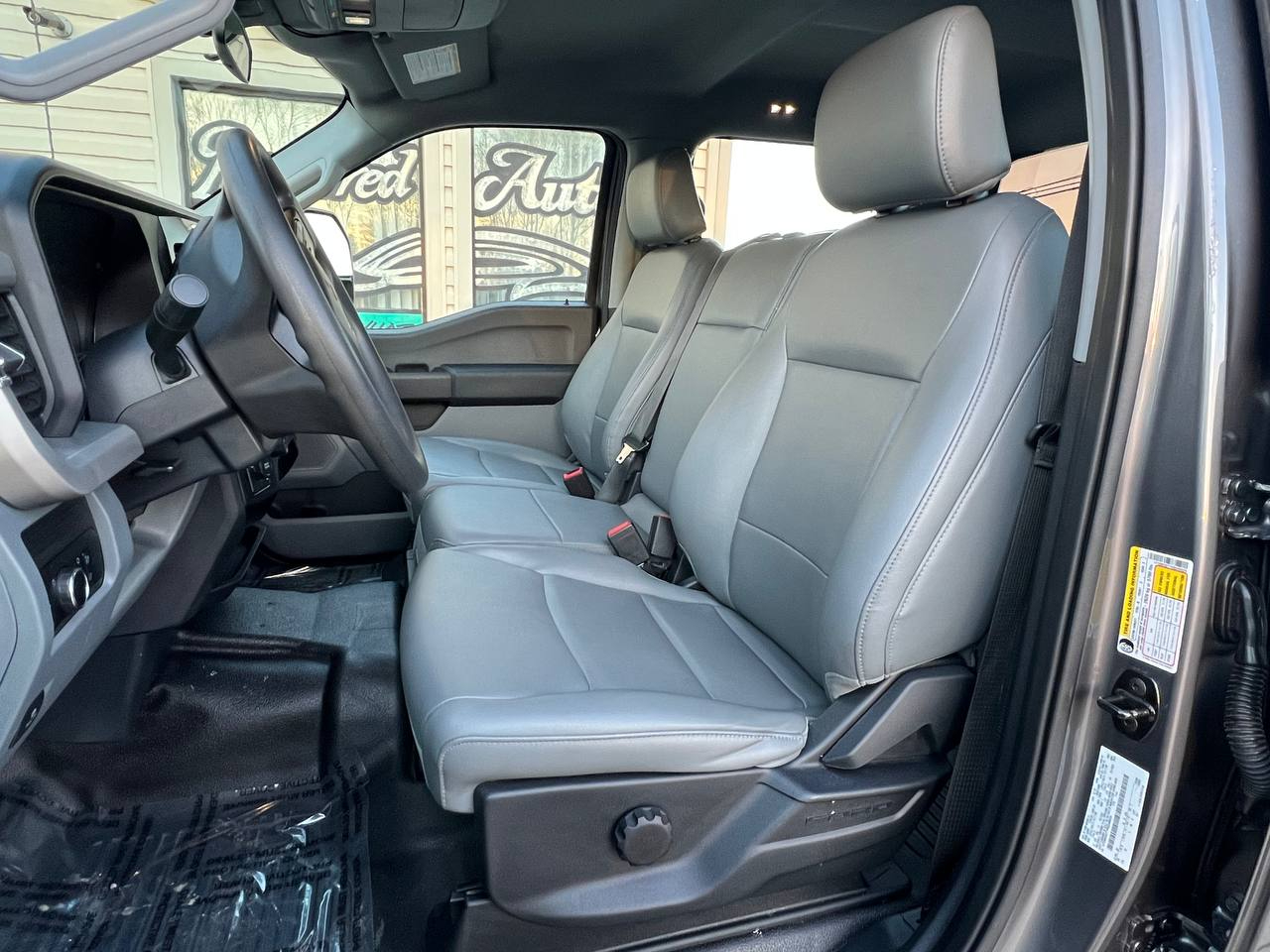 Ford Super Duty F-350 DRW  2023