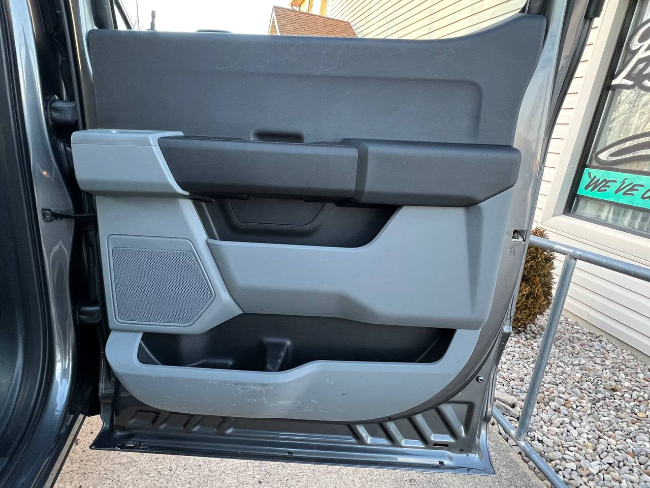 Ford Super Duty F-350 DRW  2023