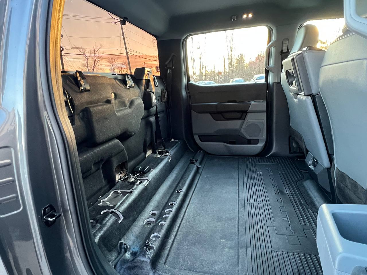 Ford Super Duty F-350 DRW  2023