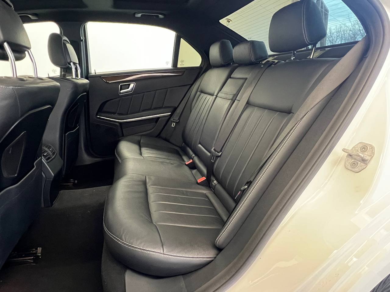 Mercedes-Benz E-Class 4dr Sdn E 400 4MATIC 2016