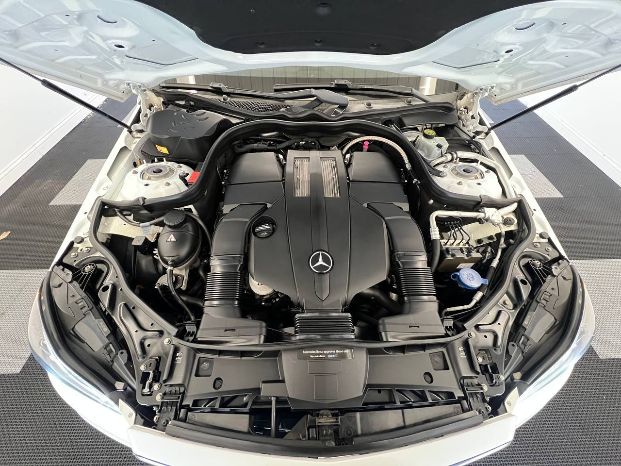 Mercedes-Benz E-Class 4dr Sdn E 400 4MATIC 2016